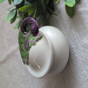 Byron Mold Vintage Hand Painted Decorative Ceramic Trinket Dish